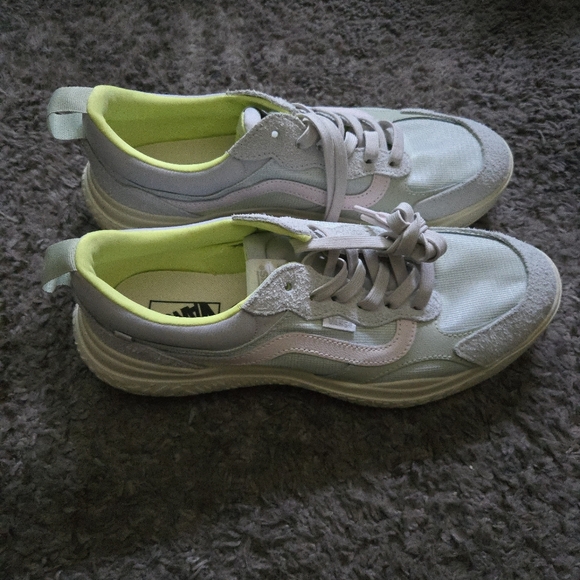 Vans Ultrarange Neo Vr3 Men 11.5 Vr3cush Light Yellow Multi 032026 - Picture 6 of 8